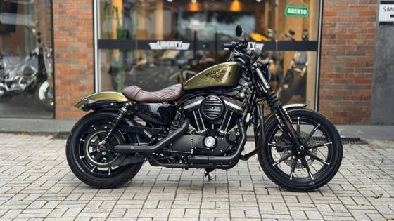 HARLEY-DAVIDSON SPORTSTER IRON 883 HARLEY-DAVIDSON SPORTSTER IRON 883